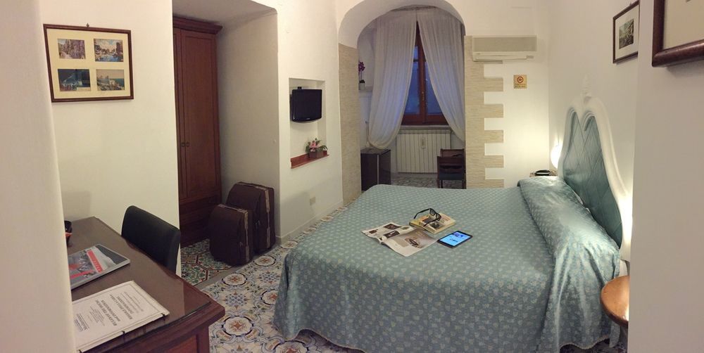 אנה קאפרי Mediterraneo Bed & Breakfast מראה חיצוני תמונה