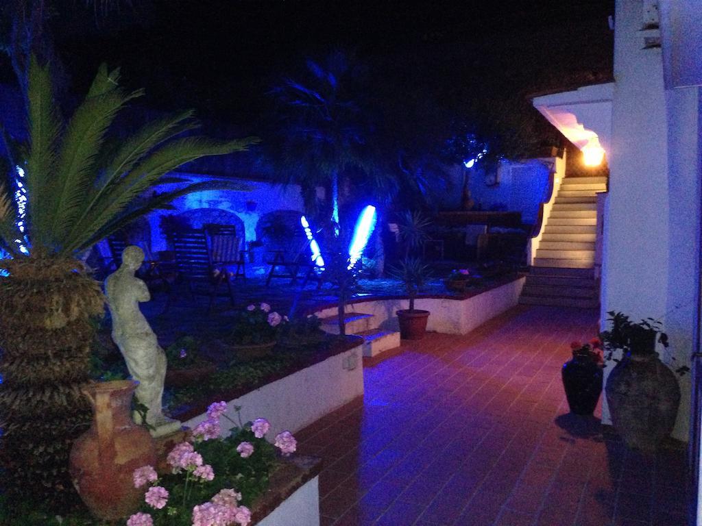 אנה קאפרי Mediterraneo Bed & Breakfast מראה חיצוני תמונה