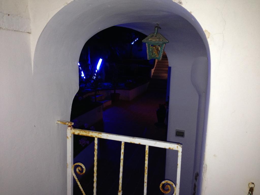 אנה קאפרי Mediterraneo Bed & Breakfast מראה חיצוני תמונה