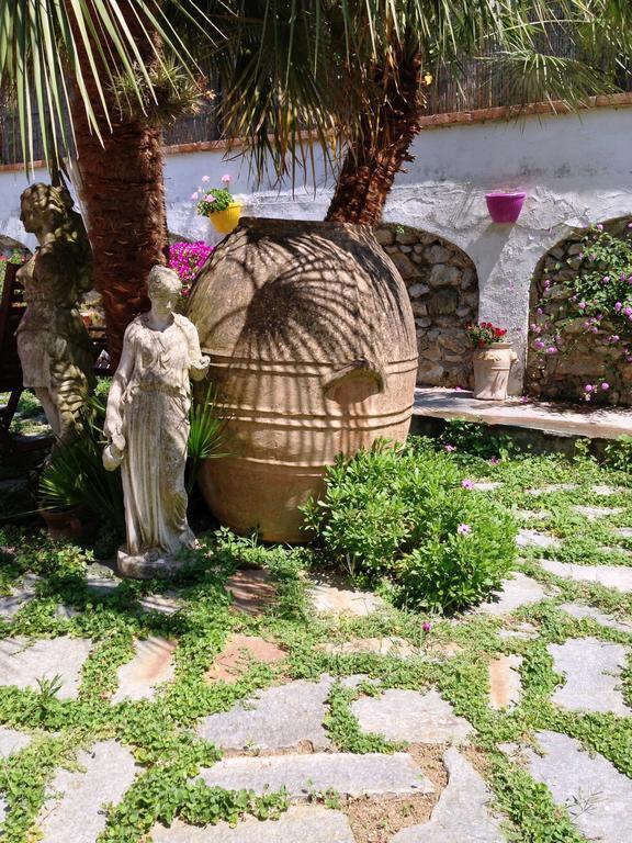 אנה קאפרי Mediterraneo Bed & Breakfast מראה חיצוני תמונה