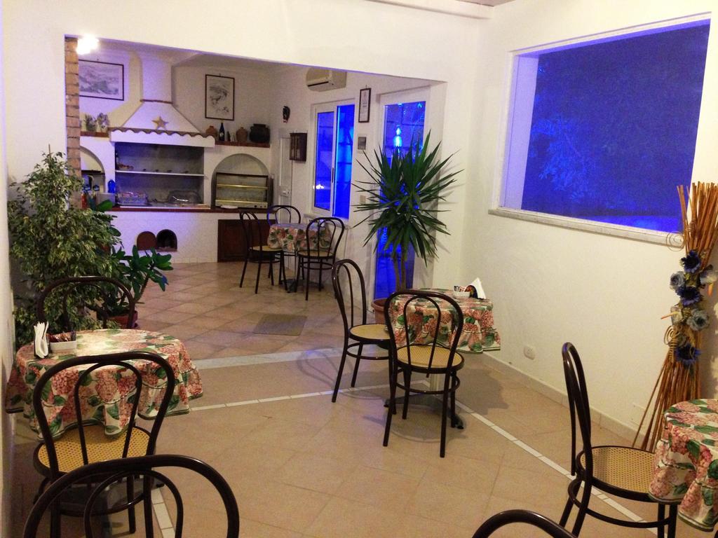 אנה קאפרי Mediterraneo Bed & Breakfast מראה חיצוני תמונה