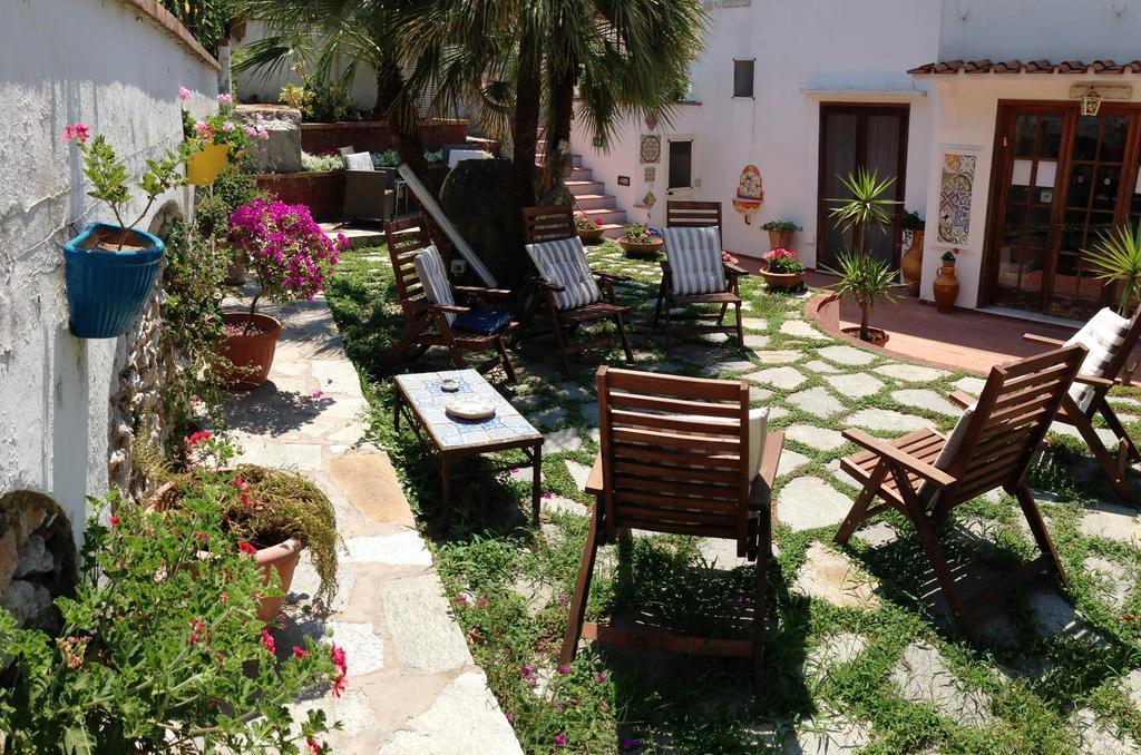 אנה קאפרי Mediterraneo Bed & Breakfast מראה חיצוני תמונה