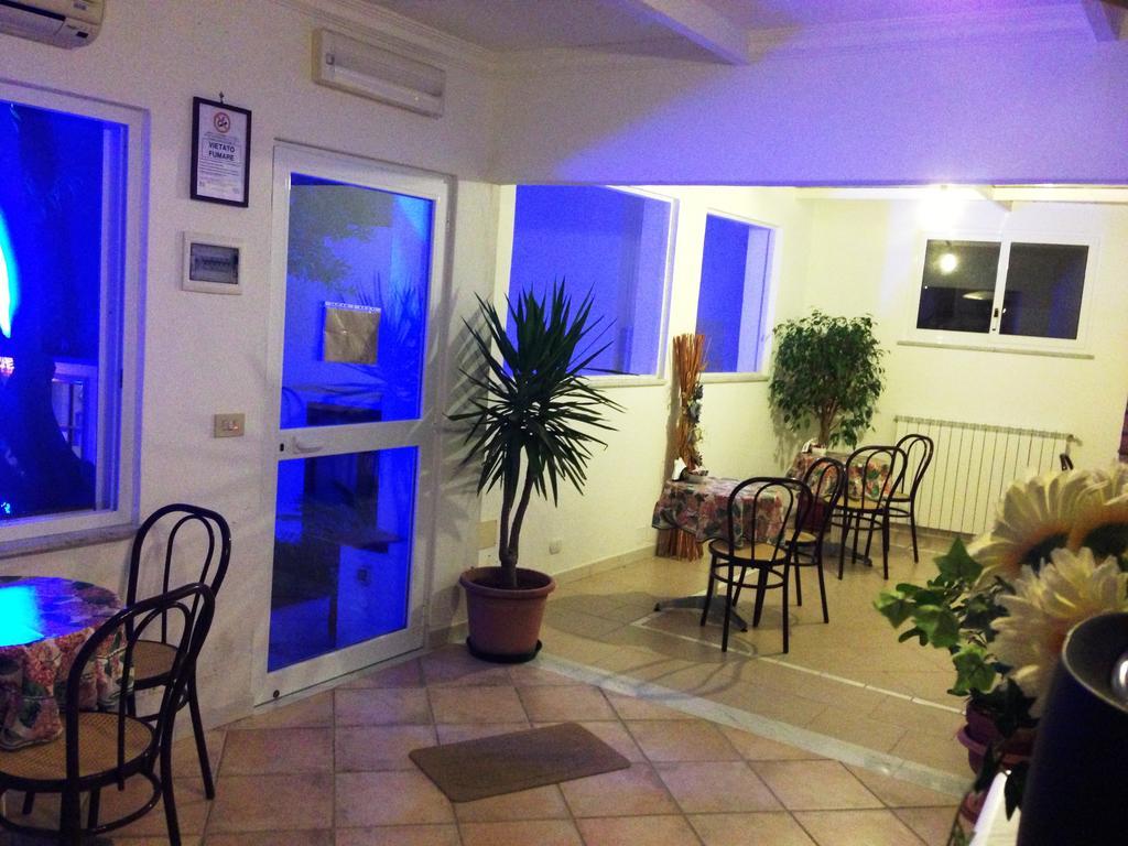 אנה קאפרי Mediterraneo Bed & Breakfast מראה חיצוני תמונה
