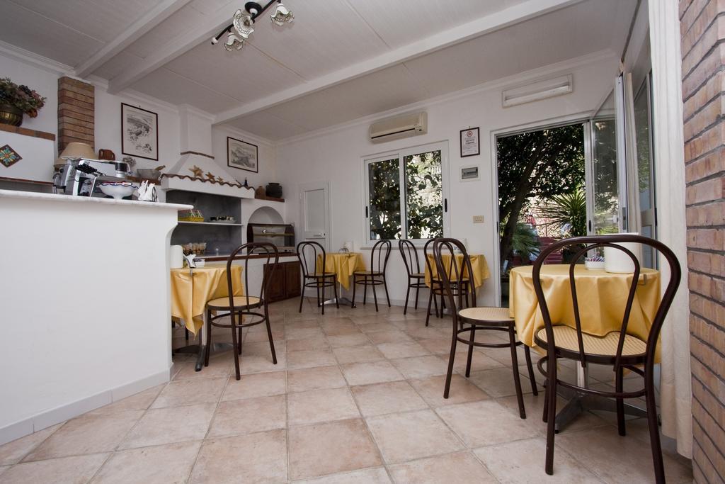 אנה קאפרי Mediterraneo Bed & Breakfast מראה חיצוני תמונה